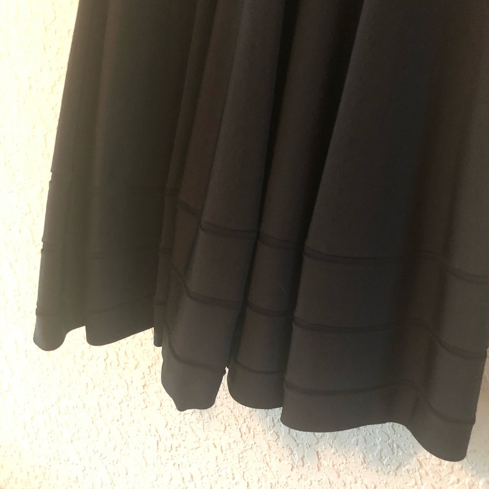 Express Dress - Picture 8 of 9